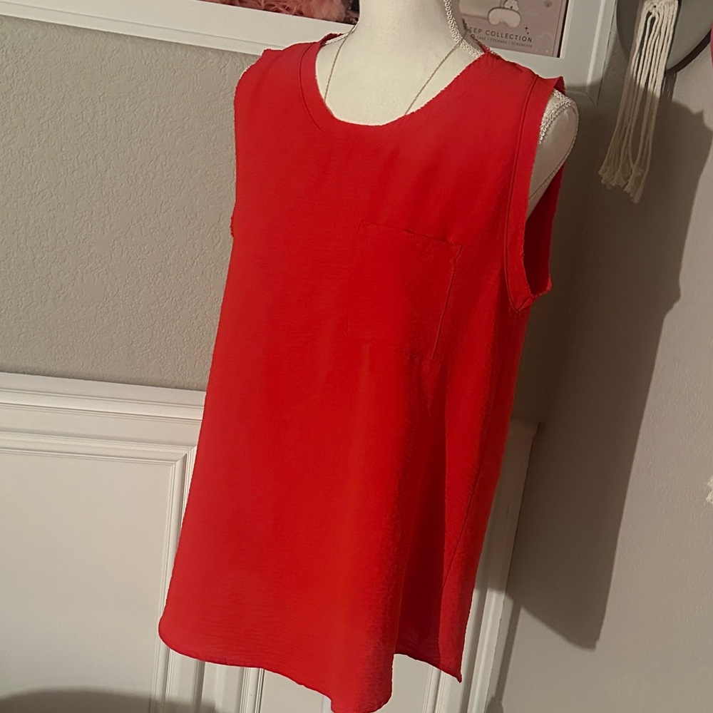 Red Sleeveless Women's Top